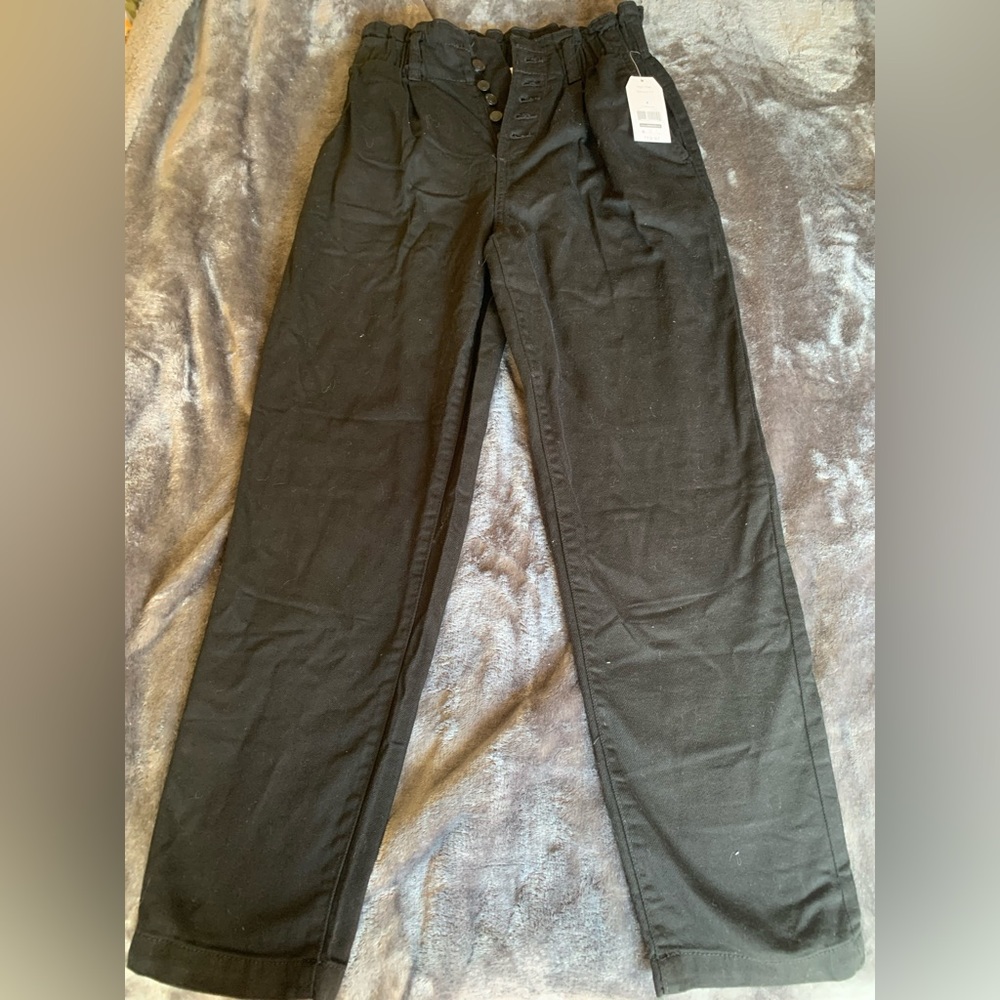 Time and True High Rise relaxed fit Size 4 Black